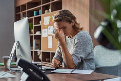 Symptômes du stress : identifiez les signes et solutions naturelles
