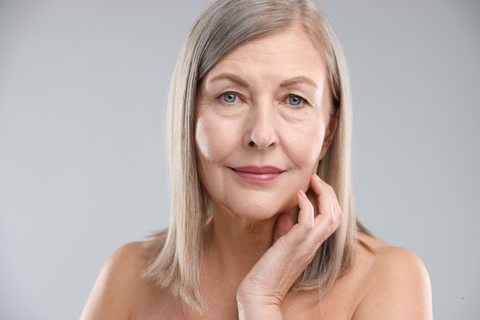 Collagène femme peau mature